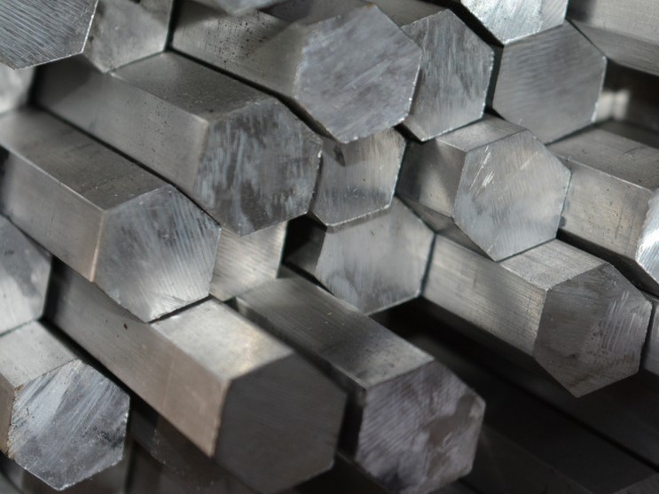 Стальной горячекатаный шестигранник 103 Ст8 ГОСТ 2879-2006